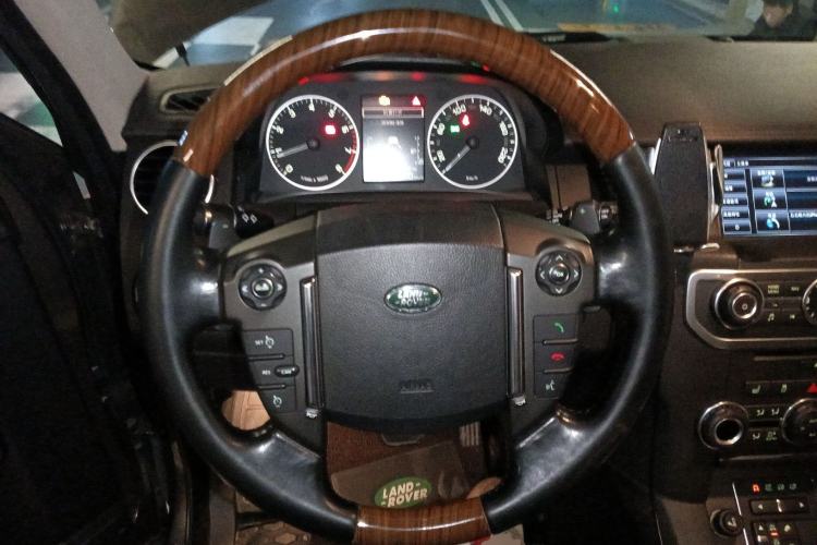 Used Land Rover Discovery 2015 3.0 SC V6 HSE
