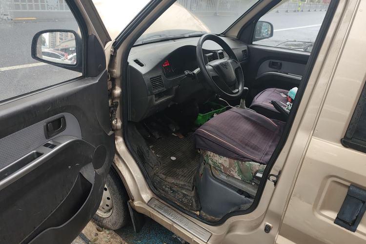 Used Wuling Rongguang 2020 1.5L Extended Basic Version China VI Standard L3C