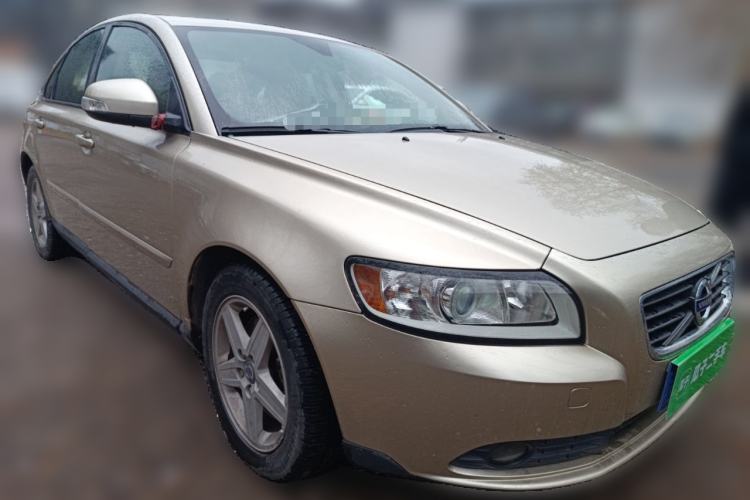 Used Volvo S40 2011 2.0L Automatic ZhiShang Edition
