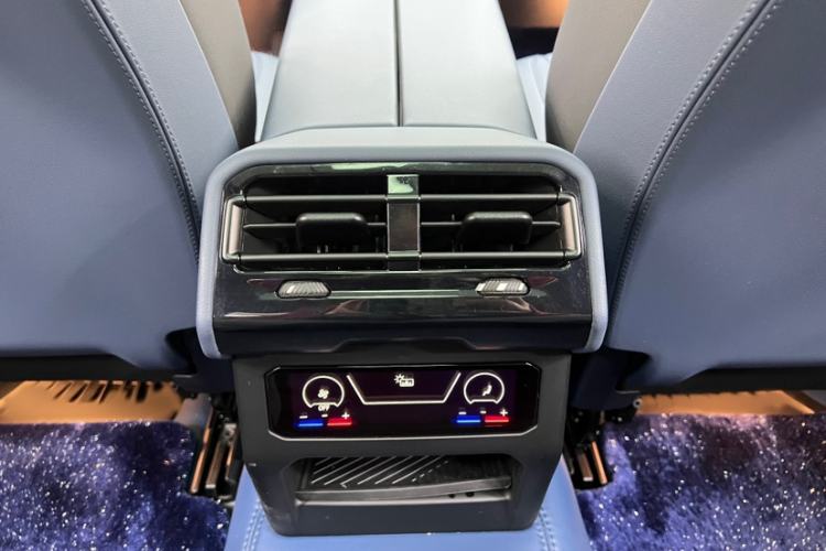 Used BMW 5 Series 2024 530Li Luxury Edition M Sport Package
