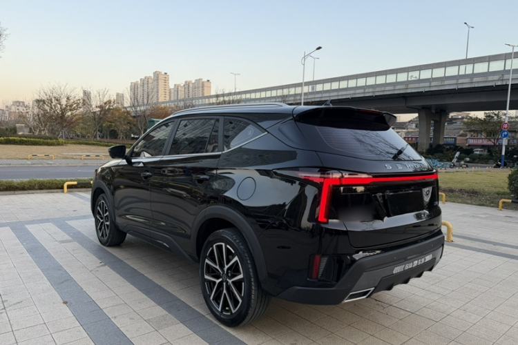 Used SOL X8 PLUS 2023 1.5 TGDI DCT Smart Edition 7-Seater