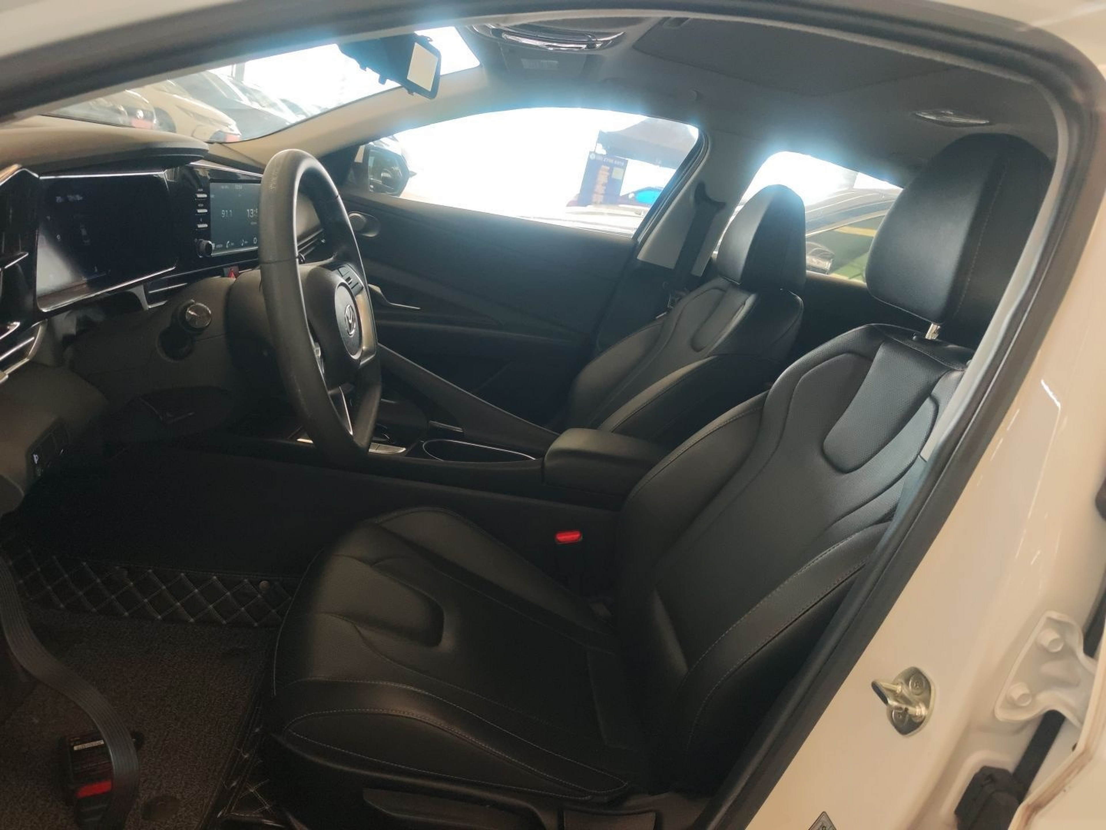 Interior delantero
