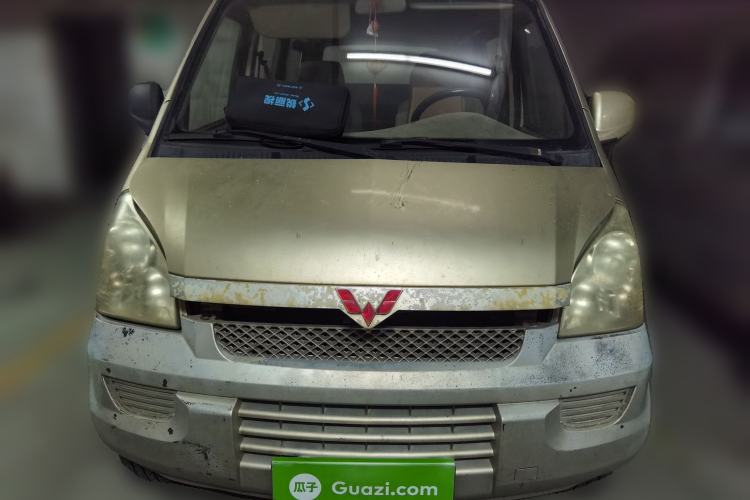 Used Wuling Rongguang 2011 1.2L Base Version