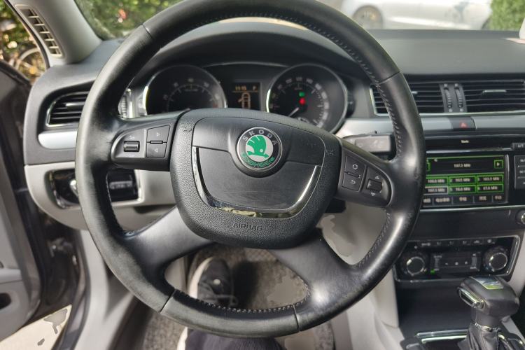 Used Skoda Superb 2009 1.8TSI Automatic Prestige Edition Steering Wheel