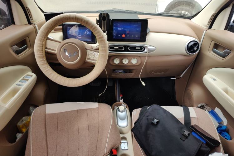 Used Wuling Hongguang MINIEV 2025 Four-Door Version Premium Edition
