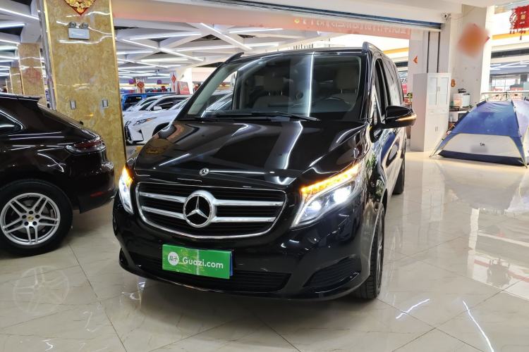 Used Mercedes-Benz V-Class 2017 V 260 Avantgarde Edition