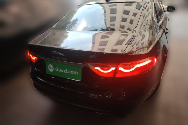 Used Jaguar XFL 2017 XFL 2.0T 200PS Windflower Edition