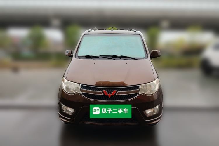 Used Wuling Hongguang 2014 1.5L S Standard Version Front
