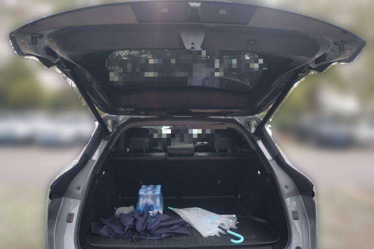 Used Zeekr 7X 2025 100 kWh Long-Range Rear-Wheel Drive with Intelligent Driving Features
