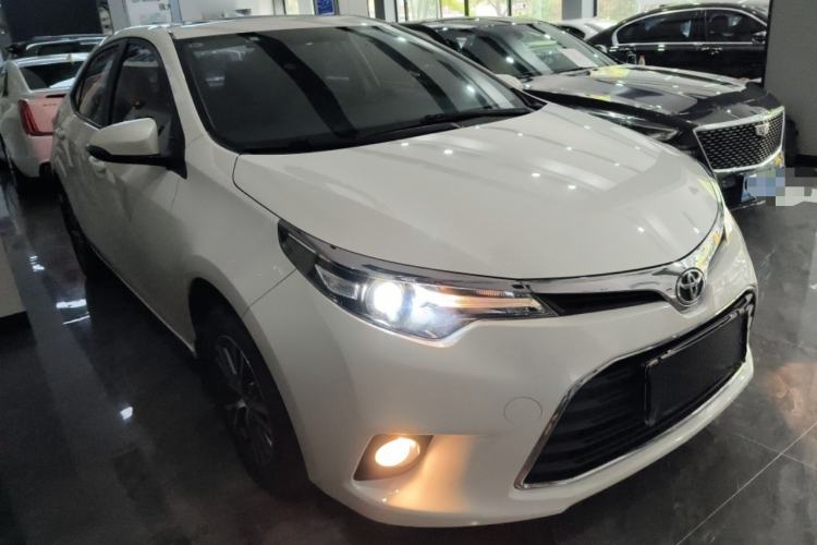 Used Toyota Levin 2016 1.6G CVT Elite Edition Front Right 45 Deg