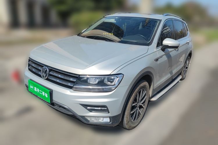 Used Volkswagen Tiguan L 2017 330TSI Automatic Two-Wheel Drive Luxury Edition