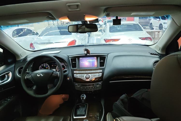 Used Infiniti QX60 2016 2.5 S/C Hybrid Two-Wheel-Drive Excellence Edition China V Standard