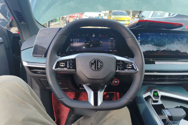 Used MG 7 2025 2.0T 405 AT Luxury Edition