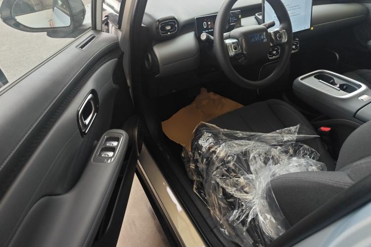 Used AION UT 2025 330 Starlight Edition
