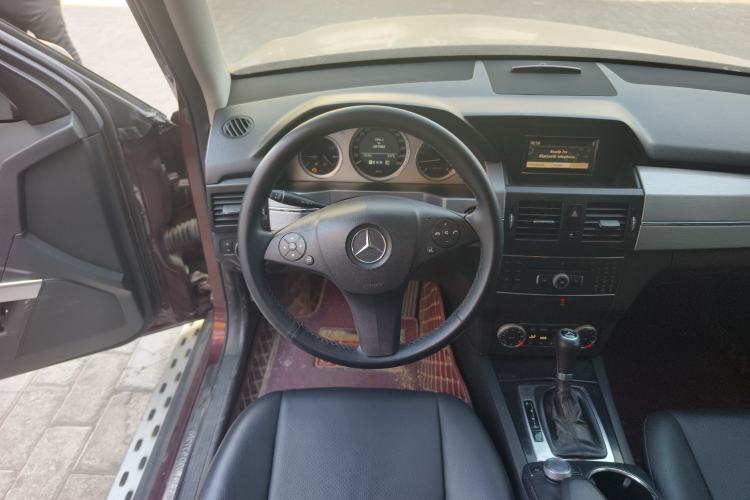 Used Mercedes-Benz GLK-Class 2011 GLK 300 4MATIC Fashion Model