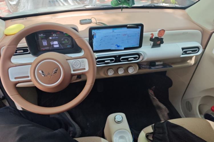 Used Wuling Hongguang MINIEV 2024 3rd Generation 215km Youth Edition