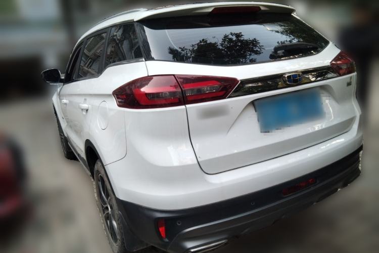 Used Geely Auto Emgrand X7 Sport 2020 1.8TD DCT Two-Wheel Drive Smart Connect 4G-Enabled Version
