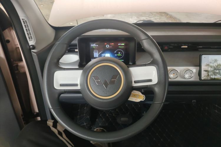 Used Wuling Hongguang MINIEV 2022 GAMEBOY 200km Gaming Edition with Lithium Iron Phosphate Steering Wheel