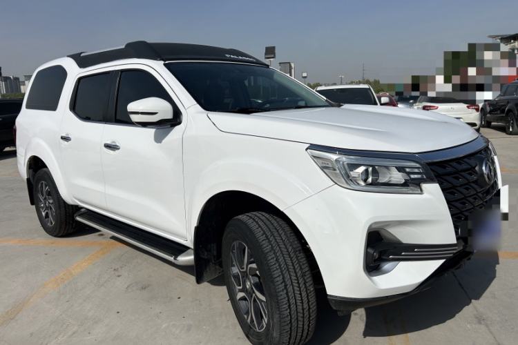 Used Dongfeng Palazzo 2022 2.0T Manual Two-Wheel Drive Luxury Version Exterior 4