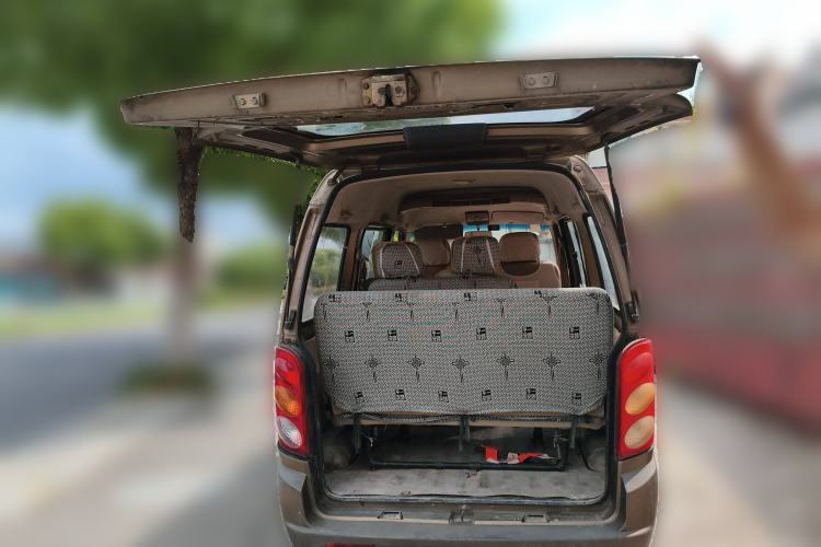 Used Dongfeng Xiaokang K17 2009 1.0L Base Version AF10-06 Trunk