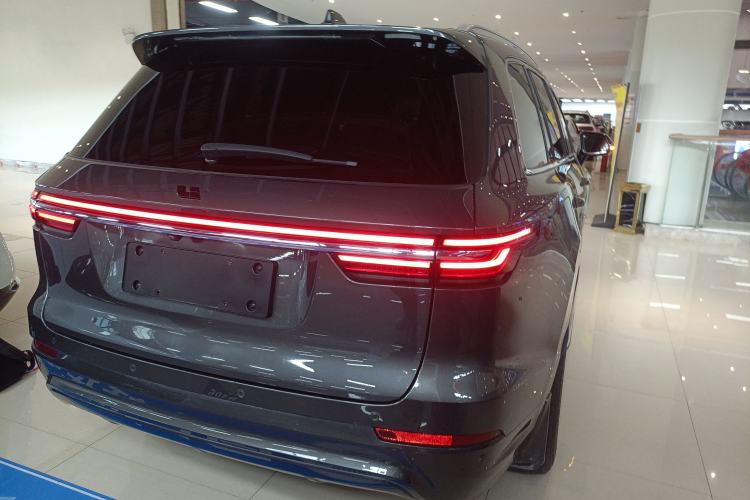 Used Li Auto ONE 2020 Extended-Range 6-Seater Version Rear Right 45 Deg