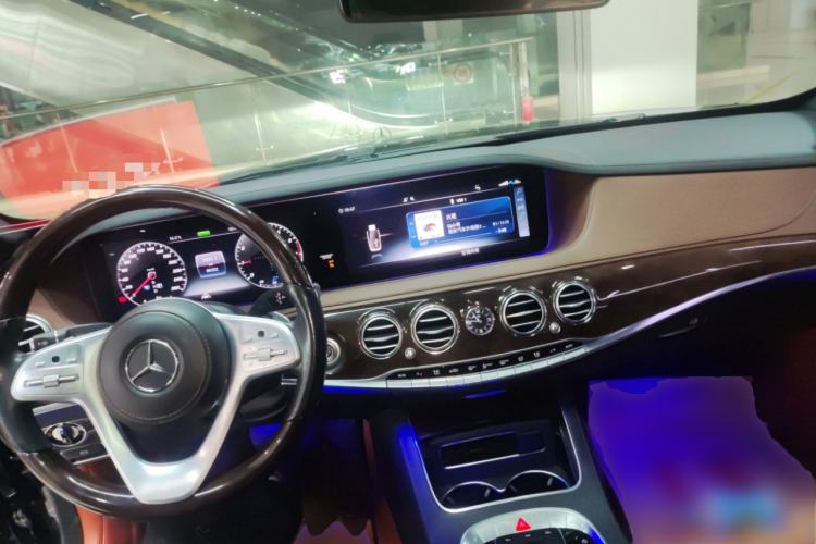 Used Mercedes-Benz S-Class 2020 S 350 L Exclusive Edition Prestige Collection Center Console