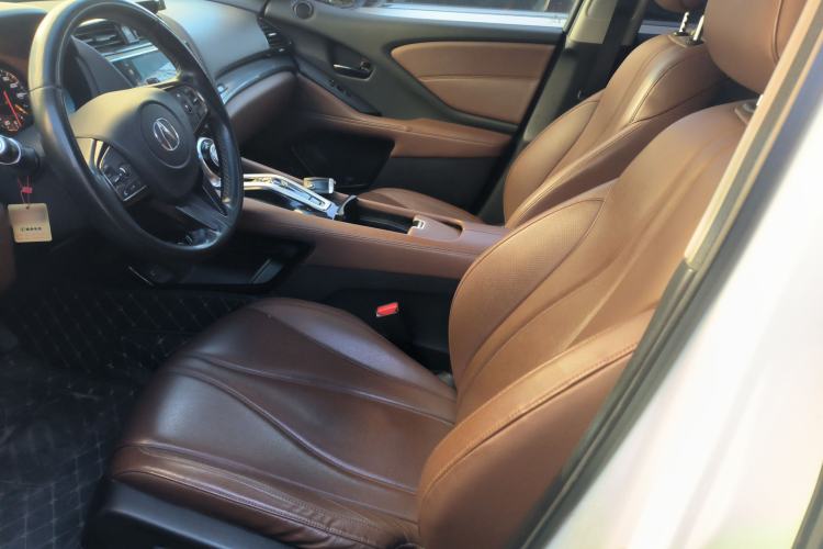 Used Acura CDX 2016 1.5T Two-Wheel Drive Deluxe Edition