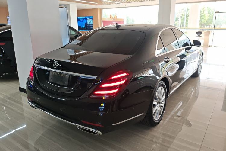 Used Mercedes-Benz S-Class 2019 S 320 L
