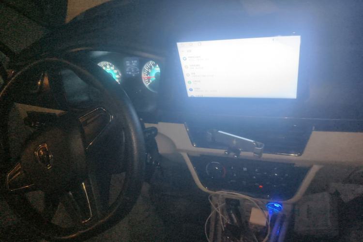 Used Jinbei Hiace X30 2024 1.5L Wealthy-Style Passenger Van 5/6/7 Seater