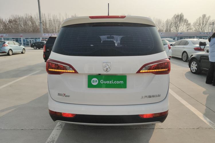 Used Baojun 730 2021 1.5L Manual Fashion Version 7 Seats Rear