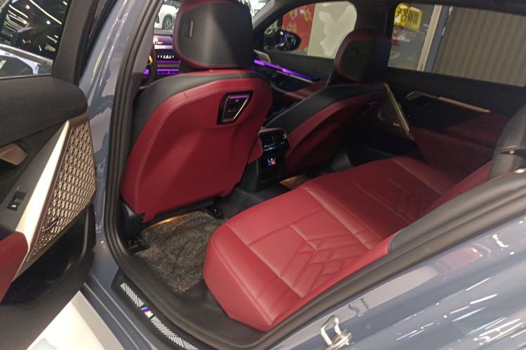 Used BMW i5 2024 eDrive 35L M Sport Package Left Rear Seat