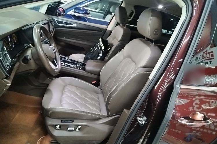 Used Volkswagen Viloran 2022 380TSI Prestige Edition
