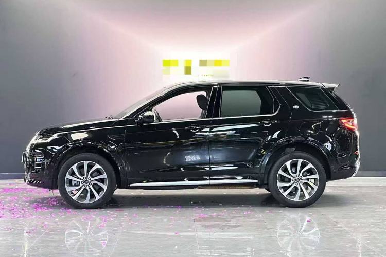 Used Land Rover Discovery Sport New Energy 2024 1.5T P300e Plug-in Hybrid Electric Version Exterior 4
