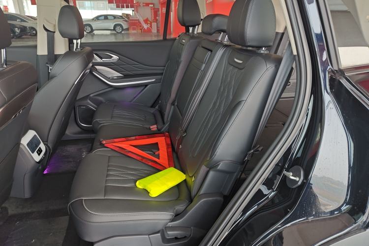 Used Hongqi HS7 PHEV 2024 2.0T PHEV Four-Wheel Drive Flagship Edition 7 Seats
