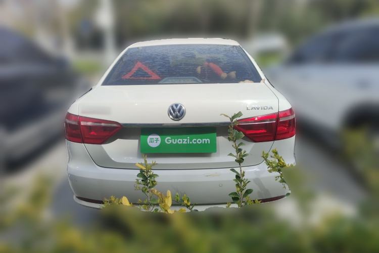 Used Volkswagen Lavida 2013 Restyled Classic 1.6L Automatic Comfort Edition