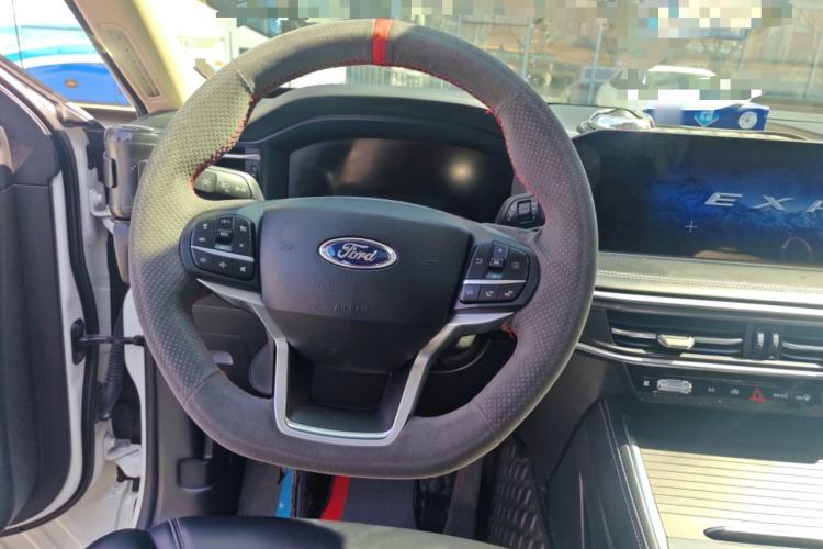 Used Ford Explorer 2023 EcoBoost 285 Four-Wheel Drive Stylish Plus Version 7 Seats
