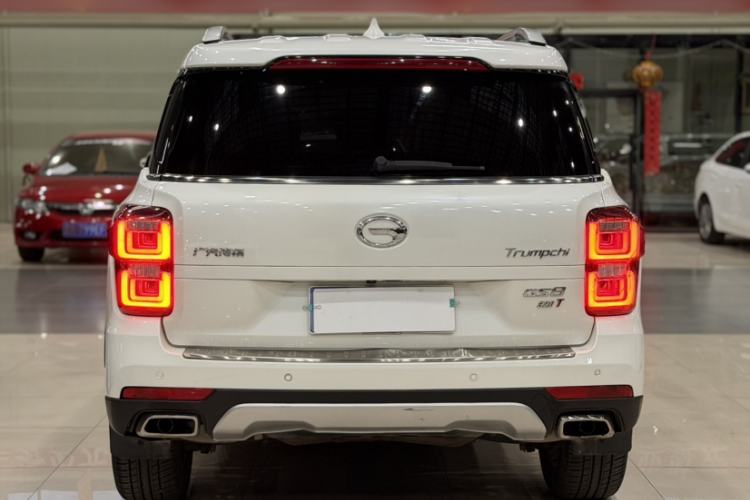 Used GAC Trumpchi GS8 2017 320T Two-Wheel Drive Luxury Smart Connectivity Version (7 Seats)