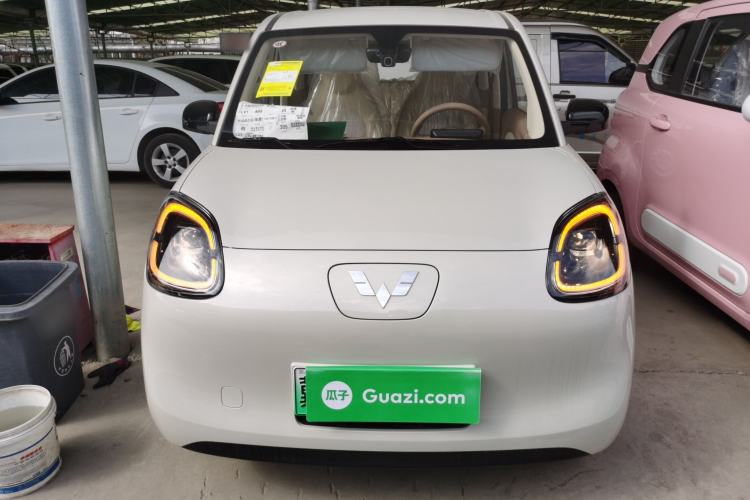 Used Wuling Hongguang MINIEV 2025 Four-Door Version Advanced Edition Front