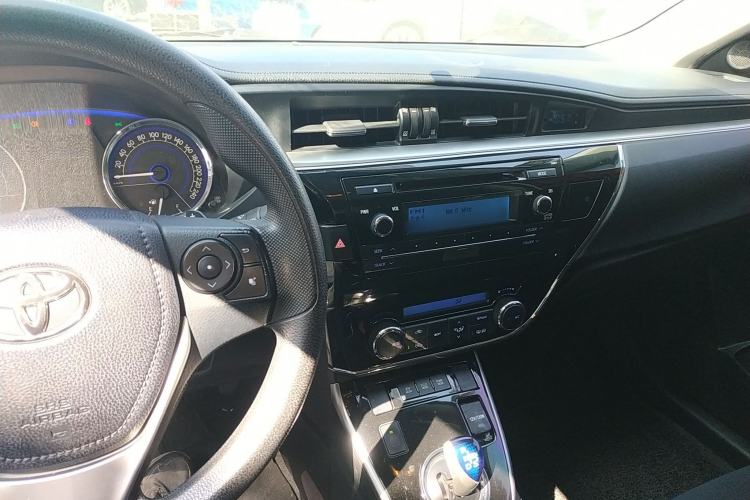 Used Toyota Corolla 2016 Dual-Engine 1.8L E-CVT Pioneer Edition