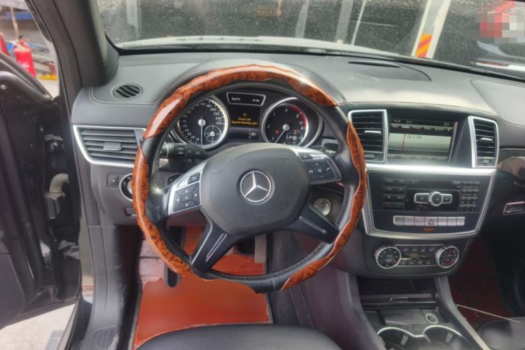 Used Mercedes-Benz GL-Class 2014 GL 350 CDI 4MATIC Steering Wheel