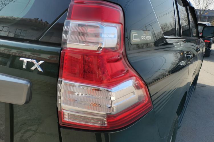 Used Toyota Prado 2016 2.7L Automatic Standard Edition Exterior 3