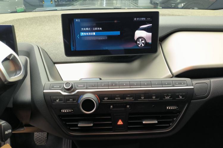 Used BMW i3 2018 Luxury Model
