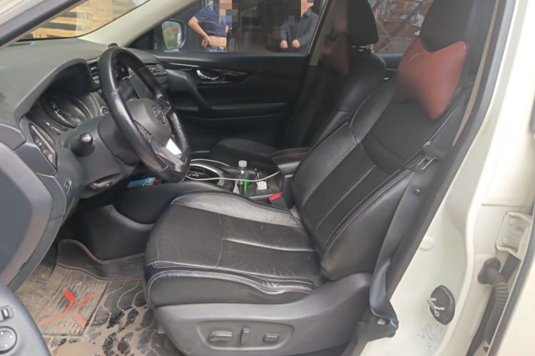 Used Nissan X-Trail 2019 2.0L CVT Smart Connect Comfort Edition 2WD Driver Seat