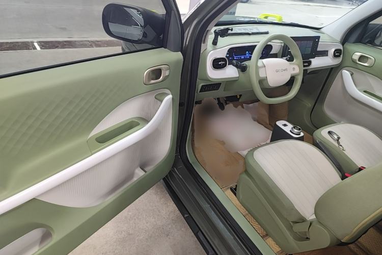 Used Geely Galaxy Panda 2025 210km Panda Rider Driver Seat