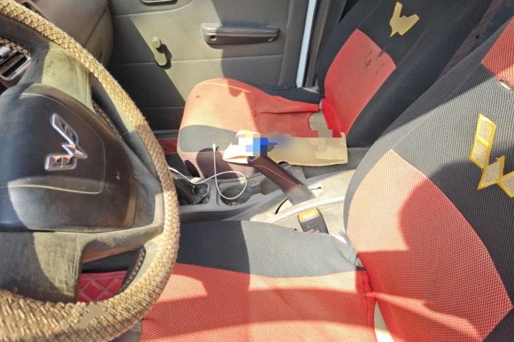 Used Wuling Rongguang V 2016 1.2L Practical Version