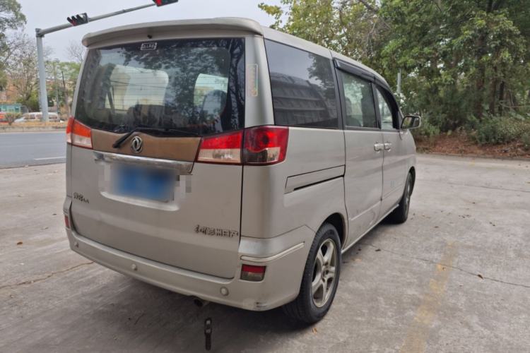 Used Dongfeng Shuaike 2011 1.6L Manual Luxury 7-Seater