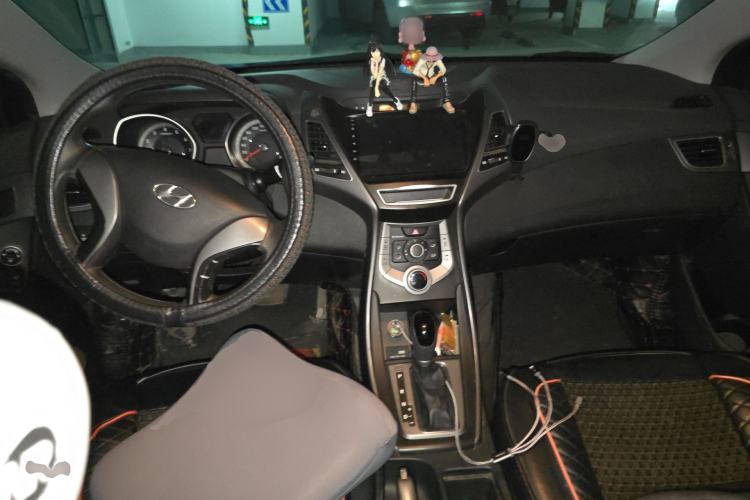 Used Hyundai Elantra (5th Generation / Langdong) 2016 1.6L Automatic Smart Version
