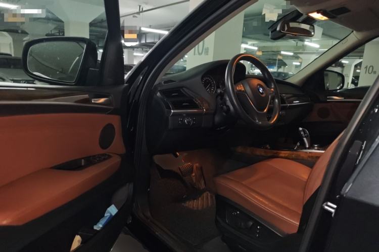 Used BMW X5 2013 xDrive35i Luxury Model
