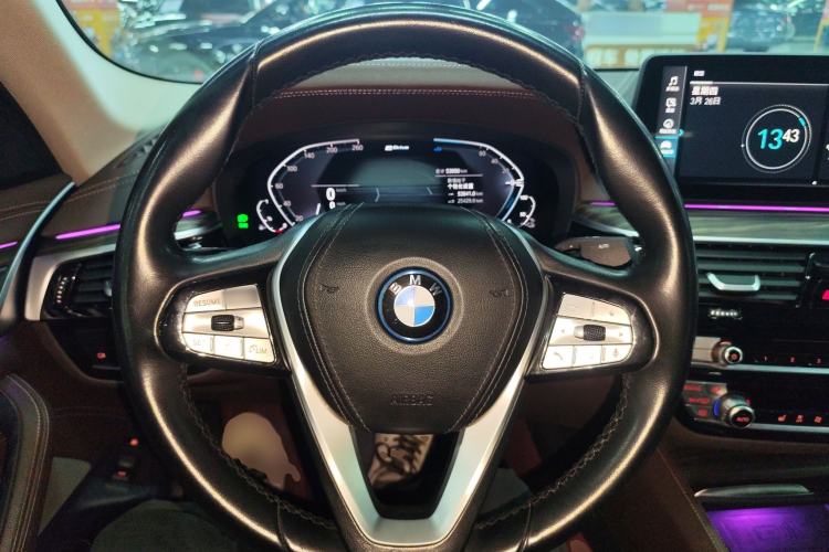 Used BMW 5 Series New Energy 2022 Second Facelift 535Le Luxury Package Steering Wheel
