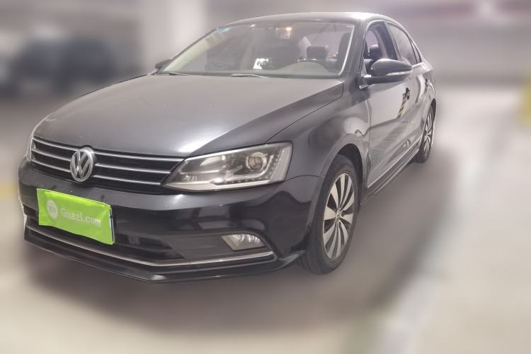 Used Volkswagen Sagitar 2015 230TSI Automatic Luxury Model